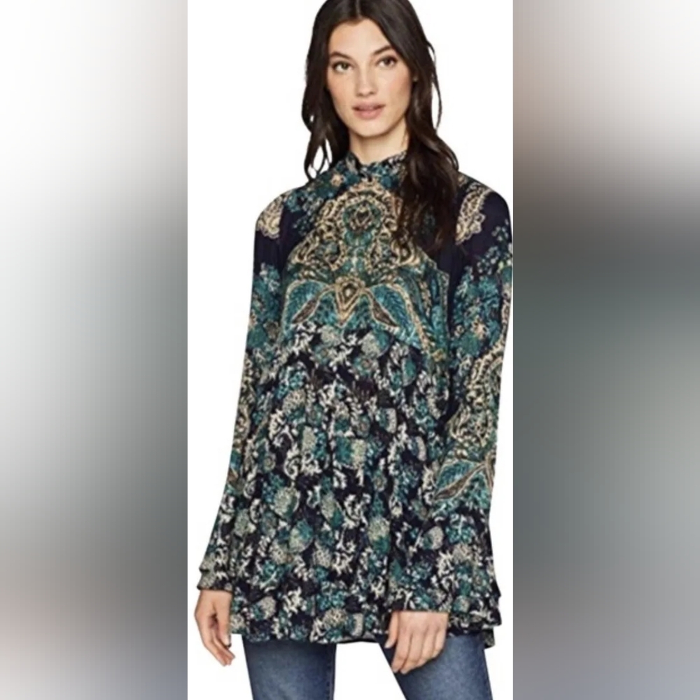 ✨️ FREE PEOPLE ✨️ | Lady Luck 🍀 Tunic | Long Bell Sleeves | Small | EUC
